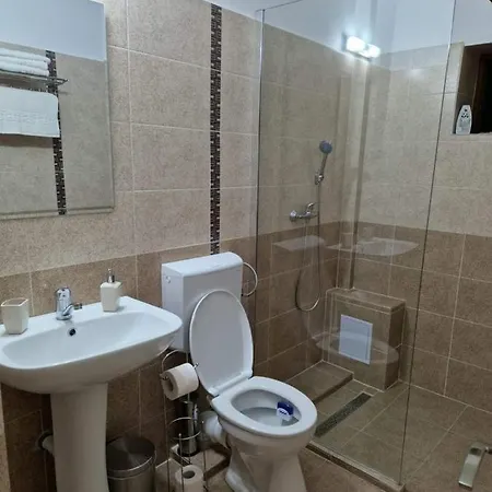 Yuka Πανσιόν Vama Veche