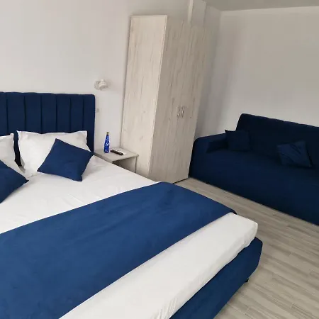 Πανσιόν Yuka Vama Veche